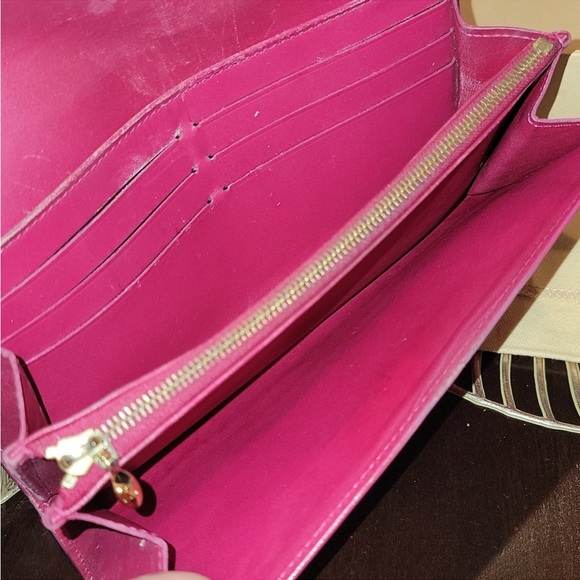 🌹🌸🌹 SOLD‼️‼️GORGEOUS LV FLORAL VERNIS Sarah Wallet. So Good. 🌹🌸🌹 - Picture 6 of 7